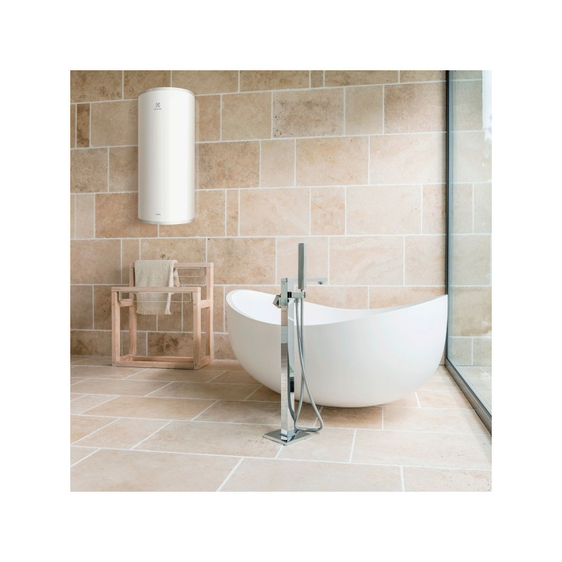 Накопительный водонагреватель Electrolux EWH 30 Fidelity в интерьере