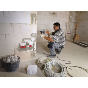 Сверление стены AEG Powertools KH 26 XE 4935428910