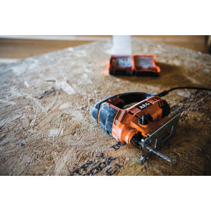 Электролобзик AEG Powertools Step 100 4935451001 в интерьере