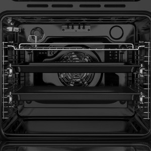 Вид изнутри электрического духового шкафа Maunfeld EOEM.769W White