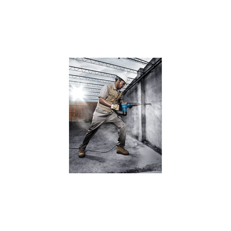 Перфоратор Bosch GBH 5-40 D 0611269020 в процессе работы