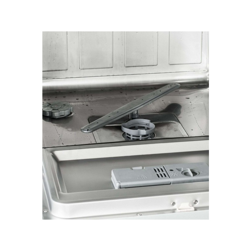 Вид изнутри посудомоечной машины Exiteq EXDW-T502