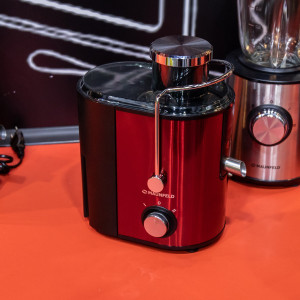 Соковыжималка Maunfeld MJE.850CH в интерьере
