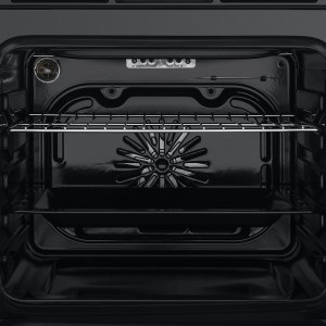 Электрический духовой шкаф HOMSair OEF657S Inox изнутри