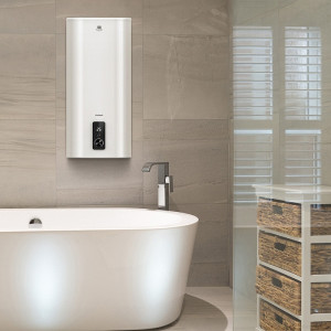 Накопительный водонагреватель Timberk SWH FSM9 80 V в интерьере