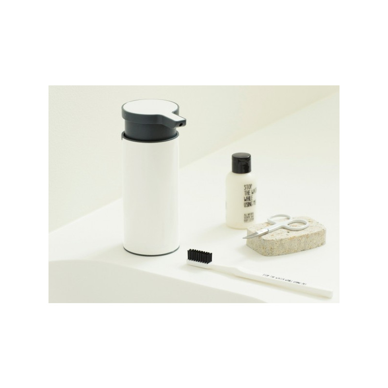 Дозатор жидкого мыла Brabantia Profile 108181 белый для ванной комнаты