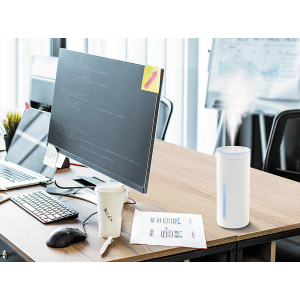 Увлажнитель воздуха Ballu UHB-035 на рабочем столе