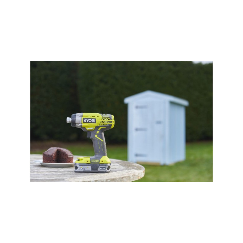 Винтоверт Ryobi R18ID3-0 5133002613 без насадки