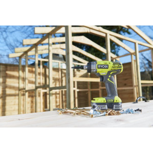 Винтоверт Ryobi R18ID3-0 5133002613 с насадкой