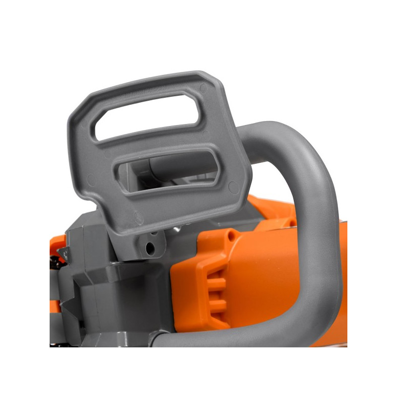 Пила цепная электрическая Daewoo Power DACS 1900E с тормозом цепи