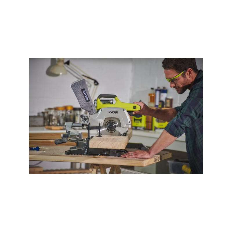 Торцовочная пила Ryobi R18MS216-0 5133003597 (без АКБ) с функцией протяжки