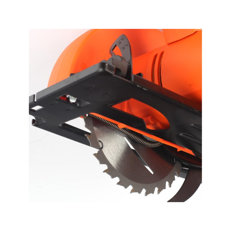 Циркулярная пила Patriot CS 141 190301601 с пильным диском