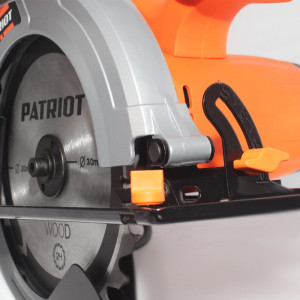 Циркулярная пила Patriot CS 210 190301610 с регулировкой угла наклона