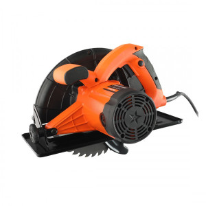 Циркулярная пила Patriot CS 235 190301653 с вент отверстиями для охлаждения двигателя