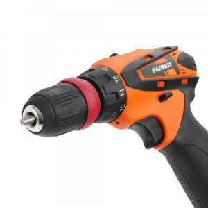 Вид сбоку шуруповерта Patriot BR 115Li 180201115