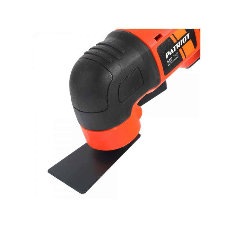 Вид спереди реноватора Patriot MF 188UES 110203180 (без АКБ)