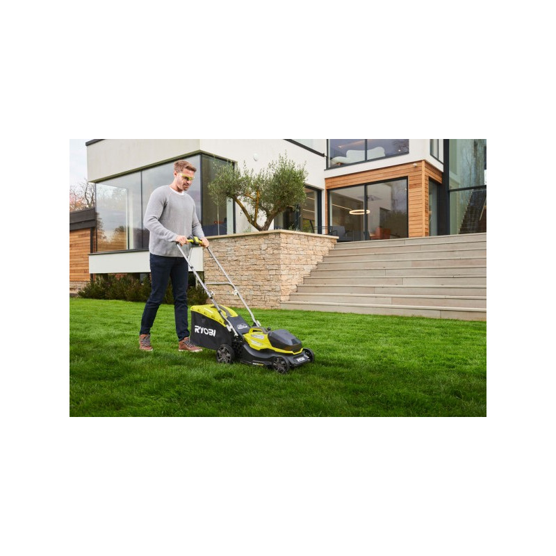 Оператор с Газонокосилкой Ryobi RY18LMX37A-150