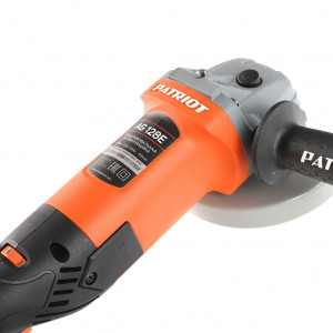 Угловая шлифмашина Patriot AG 128E 110301290 вид сбоку ручка