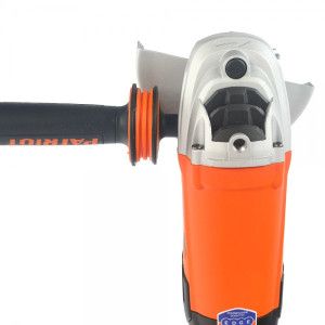 Угловая шлифмашина Patriot AG 132 110301223 вид сверху