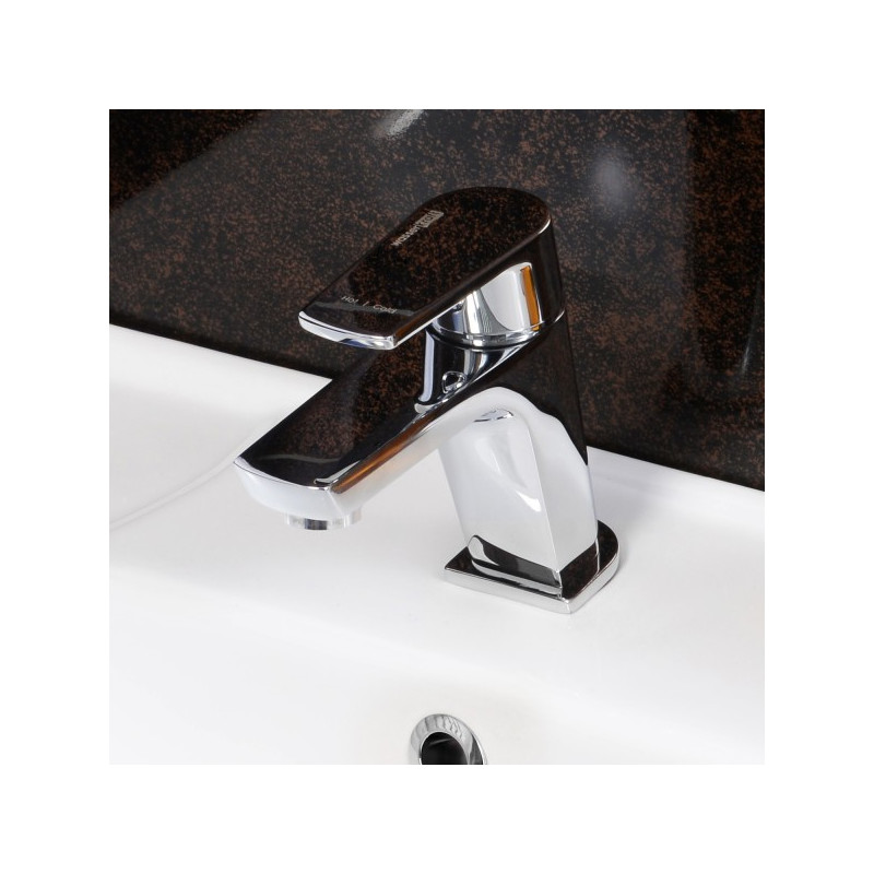 Смеситель Wasserkraft Dill 6103 вид сбоку
