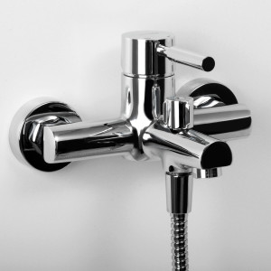 Смеситель Wasserkraft Main 4101 для ванны и душа