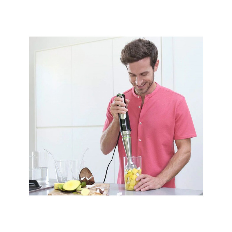 Блендер Braun MQ 9195 XLI в процессе работы