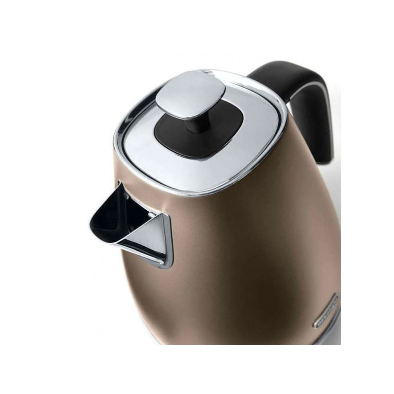 Электрочайник DeLonghi KBI 2000 BZ