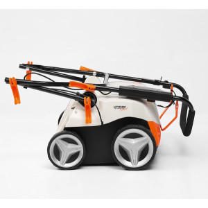 Аэратор-скарификатор Daewoo Power DSC 3840Li в сложенном состоянии