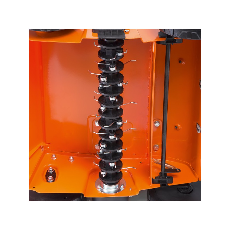 Игольчатый вал в аэратор-скарификаторе Daewoo Power DSC 4000