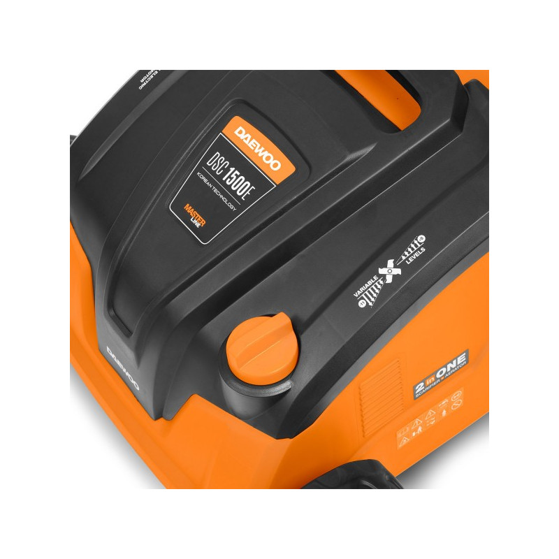 Регулировка глубины обработки в аэратор-скарификаторе Daewoo Power DSC 1500E