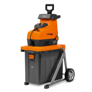 Вид сзади на садовый измельчитель Daewoo Power DSR 3000E