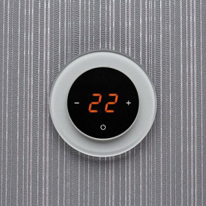 Терморегулятор DeLUMO Ronda 9006 серый металлик на серой стене