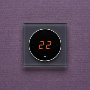 Терморегулятор DeLUMO Takto 7016 антрацит на стене