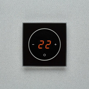 Терморегулятор DeLUMO Takto 9005 классический черный на сером фоне