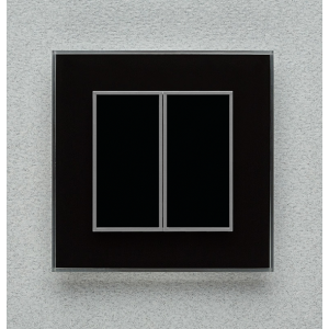 Двухканальный клавишный радиопульт DeLUMO Orto 9005 классический черный на сером фоне