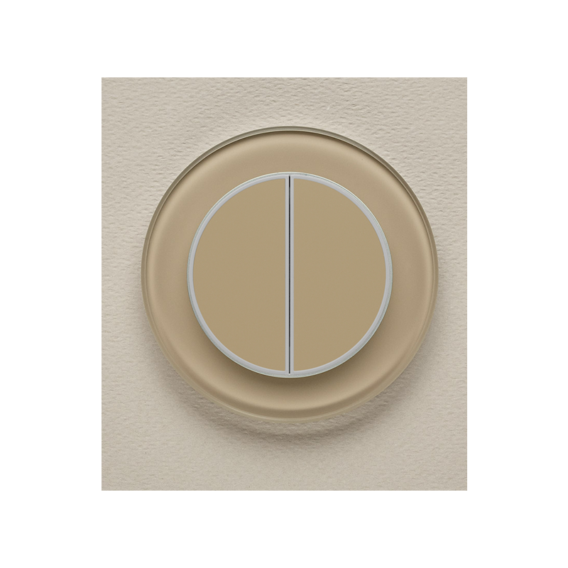 Одноканальный двухклавишный радиопульт DeLUMO Ronda 1236 светлый коричневый на светлой стене