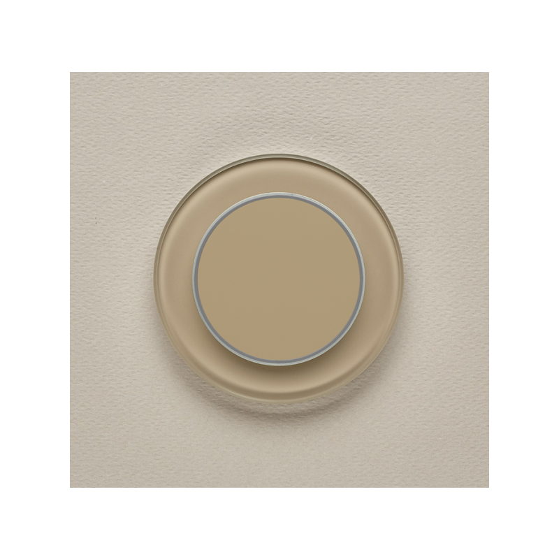 Одноканальный клавишный радиопульт DeLUMO Ronda 1236 светлый коричневый на бежевой стене