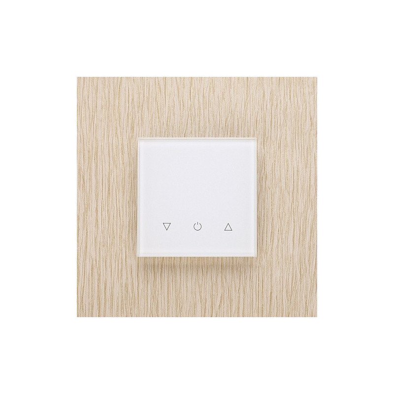 Одноканальный трехклавишный сенсорный радиопульт DeLUMO Senso 9003 натуральный белый на стене