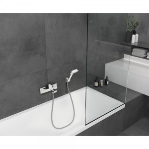 Смеситель Hansgrohe Vernis Shape 71450000 хром в интерьере