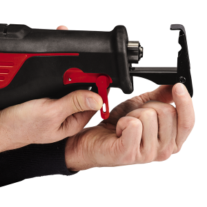 Сабельная пила Einhell TE-AP 950 Е 4326180 вид установки.