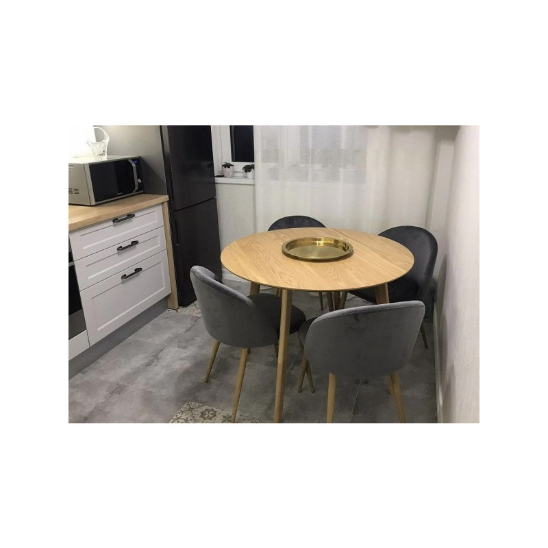 Стул AksHome Honnor серый/дуб вид в комнате