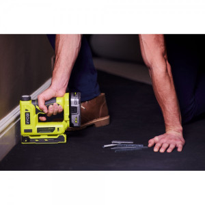 Скобозабивной пистолет Ryobi R18ST50-0 5133004496 (без АКБ)