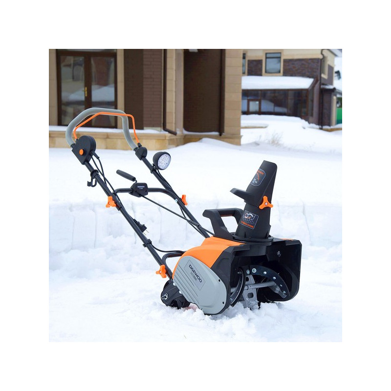 Снегоуборщик электрический Daewoo Power Dast 2600E