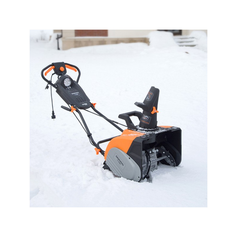 Снегоуборщик электрический Daewoo Power Dast 3000E