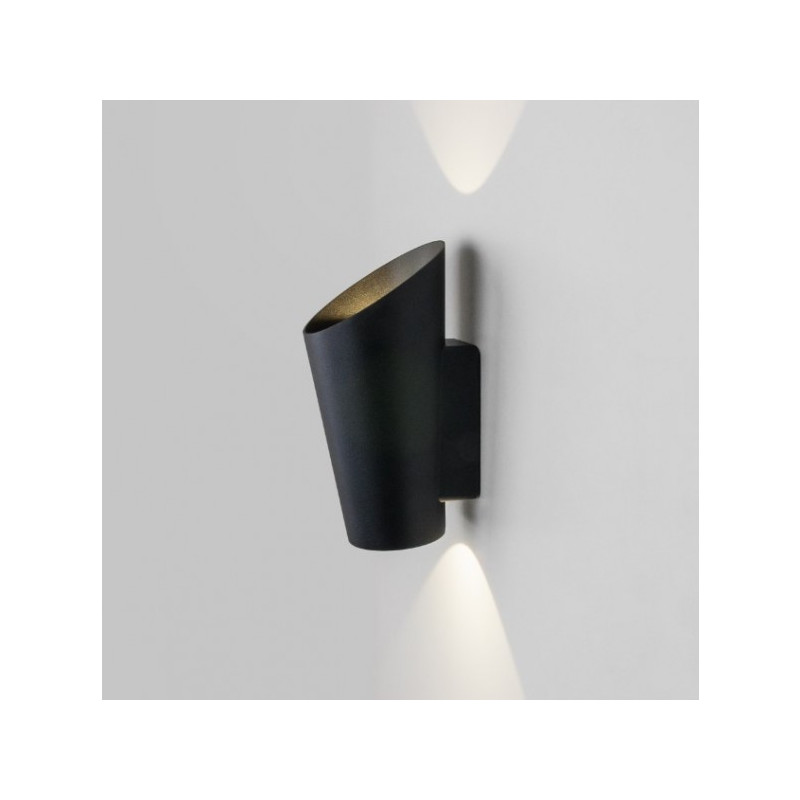 Уличный настенный светильник Elektrostandard 1539 Techno LED Tronc черный вид сбоку