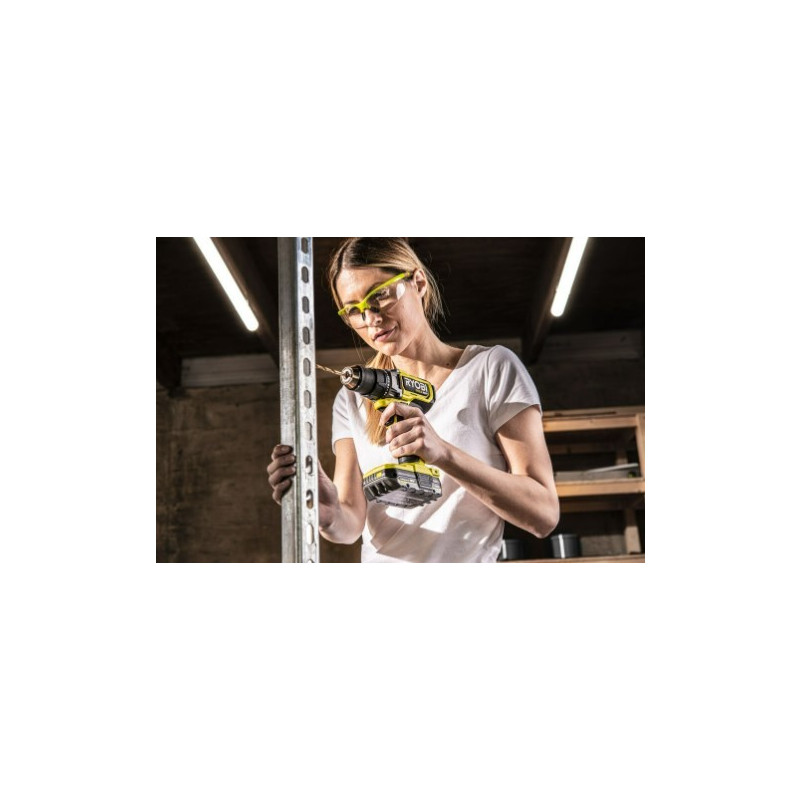 Дрель-шуруповерт Ryobi HP RDD18X-0 5133004985 (без АКБ) в работе