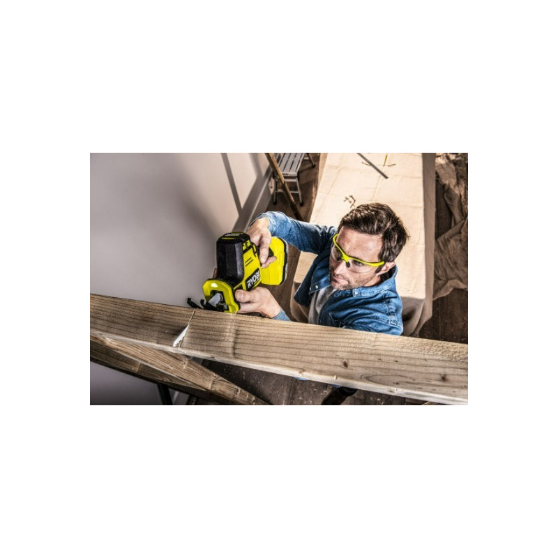 Сабельная пила Ryobi HP RRS18C-0 (без АКБ) в работе