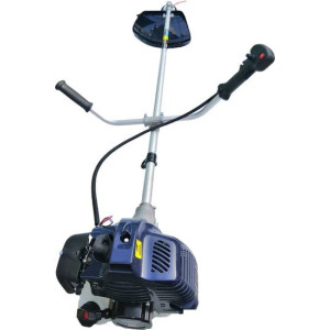 Триммер бензиновый Watt WMT-2500 вблизи