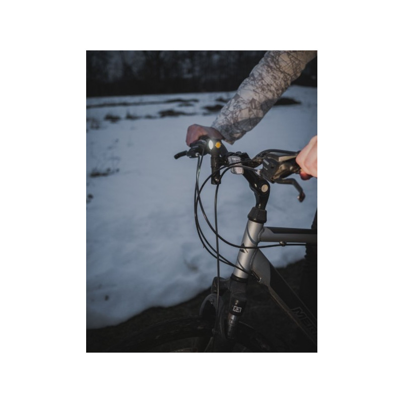 Фонарь Armytek Wizard C2 - крепление на велосипед