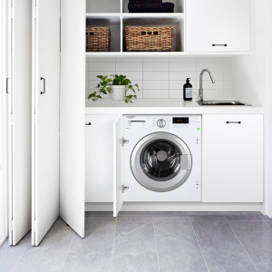 Стиральная машина Maunfeld MBWM148S в интерьере